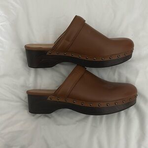 Madewell slip on clogs